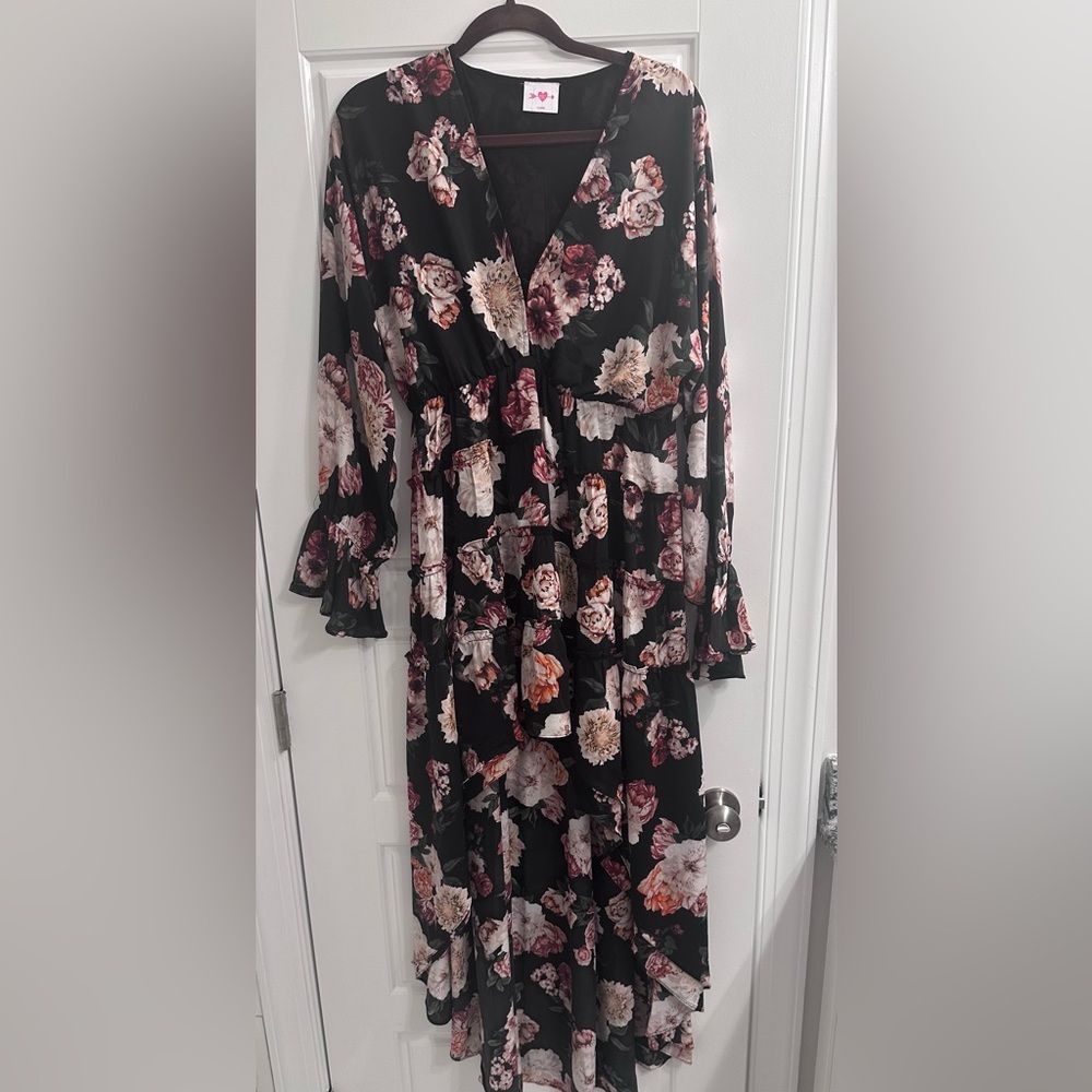 Buddy Love XL high/low maxi dress with long sleeves - Picture 5 of 5